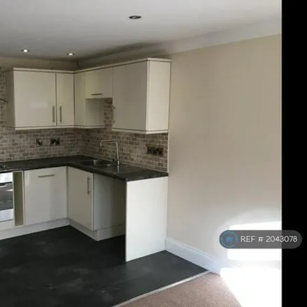 Image 6 - Fallowfield, Wilmslow Road / Mauldeth Road (Stop C), Wilmslow Road, Manchester, M14 6AX, United Kingdom - Apartment for rent