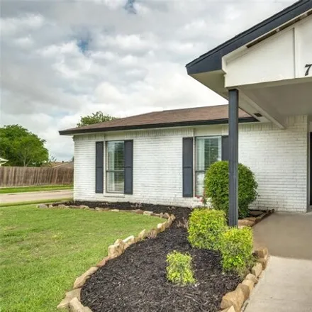 Image 4 - 701 Sunny Slope Drive, Allen, TX 75003, USA - House for sale