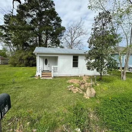 Rent this 3 bed house on 1217 Fisher Avenue in Cleveland, TX 77327