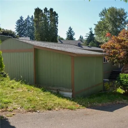 Image 5 - 7614 NE Bothell Way Unit 14, Kenmore, Washington, 98028 - Apartment for sale