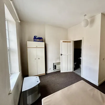 Image 2 - Horizon Blinds, 1 Oxford Street, Derby, DE1 2TE, United Kingdom - Apartment for rent