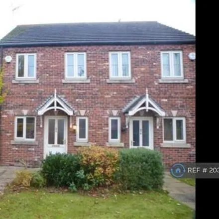 Rent this 2 bed duplex on Fieldside in Crowle, DN17 4HW