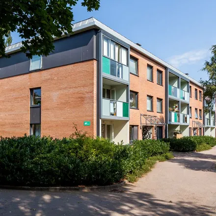 Rent this 1 bed apartment on Andersbergsringen 257 in 302 22 Halmstad, Sweden
