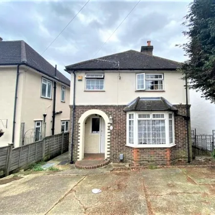 Rent this 4 bed house on 115 Weston Road in Guildford, GU2 8AN