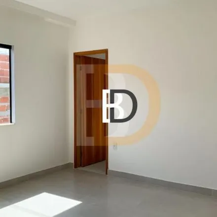Buy this 4 bed house on Avenida Vale dos Cristais in Macaé - RJ, 27930-480