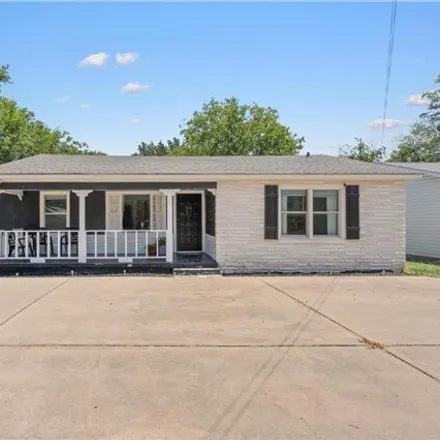 Buy this 3 bed house on 3124 South 3rd Street in Waco, TX 76706