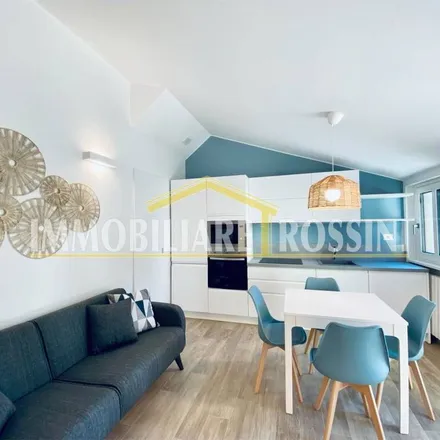 Image 6 - Via Alessandro Volta 3, 21100 Varese VA, Italy - Apartment for rent