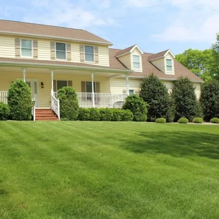 Buy this 4 bed house on 1208 Redwood Hills Circle in Middlesex Township, PA 17015