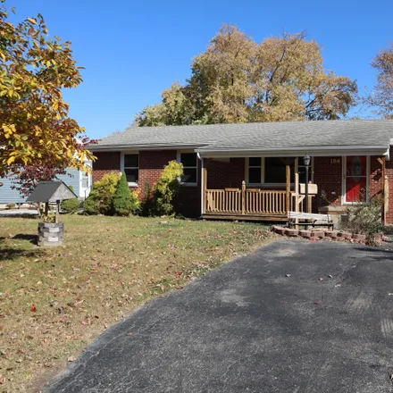 Buy this 4 bed house on 186 Eastview Road in Washington Court House, OH 43160