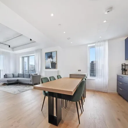 Image 3 - Hampden House, Orchard Place, London, E14 0XR, United Kingdom - Apartment for rent