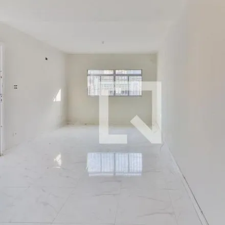 Rent this 3 bed house on Rua Amico Aspertini in Rio Pequeno, São Paulo - SP