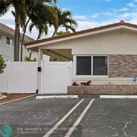 Rent this 2 bed house on 2228 Southeast 5th Street in Santa Barbara Shores, Pompano Beach