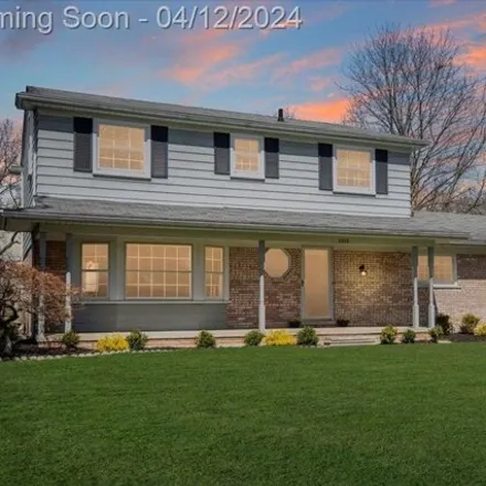 Buy this 4 bed house on 2010 Chalet Drive in Rochester Hills, MI 48309