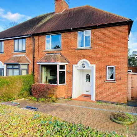 Buy this 3 bed duplex on Cartwright Drive in Oadby, LE2 5HB