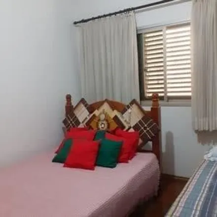 Buy this 3 bed apartment on Segundo Tabelião de Protestos de Letras e Títulos in Rua Jorge Tibiriçá 2553, Boa Vista