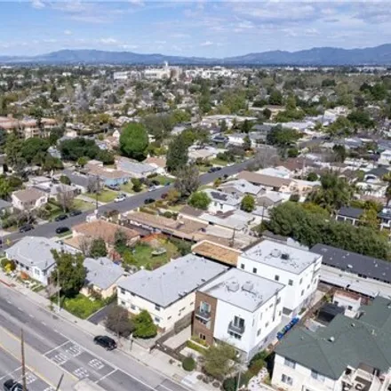 Image 9 - 11649 Burbank Blvd, North Hollywood, California, 91601 - House for sale