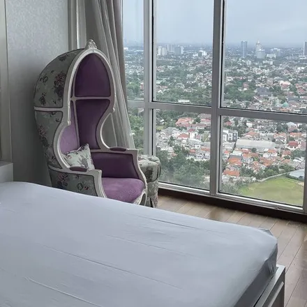 Rent this 4 bed apartment on Arsip Nasional Republik Indonesia in Jalan Benda Dalam, Pasar Minggu