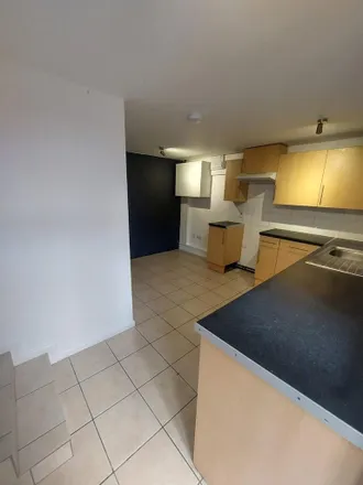Image 3 - Sprowston Road, Norwich, NR3 4QH, United Kingdom - Apartment for rent
