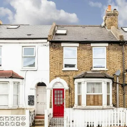 Rent this 2 bed apartment on Eardley Road in London, SW16 6DB