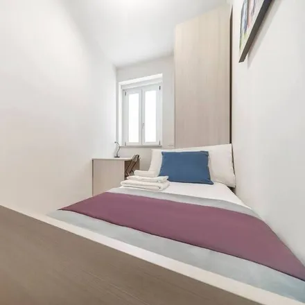 Rent this 2 bed apartment on Milan