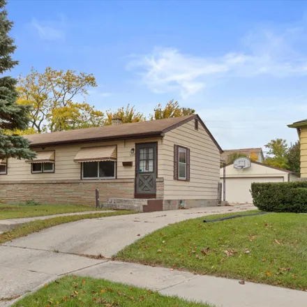Buy this 3 bed house on 6518 West Lawn Avenue in Milwaukee, WI 53218