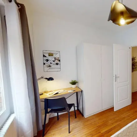 Image 3 - 1 Rue Louis Codet, 75007 Paris, France - Room for rent