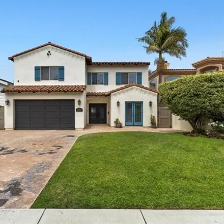 Buy this 6 bed house on 1009 8th Street in Manhattan Beach, CA 90266