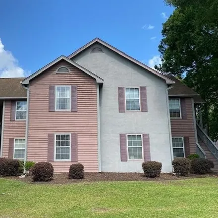 Buy this 2 bed condo on 7919 Edgebrook Circle in Forest Hills, North Charleston