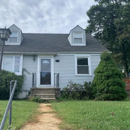 Rent this 3 bed house on 1810 Cromwood Road in Parkville, MD 21234