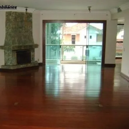 Rent this 5 bed apartment on Lagundri in Rua Sampainho 58, Cambuí