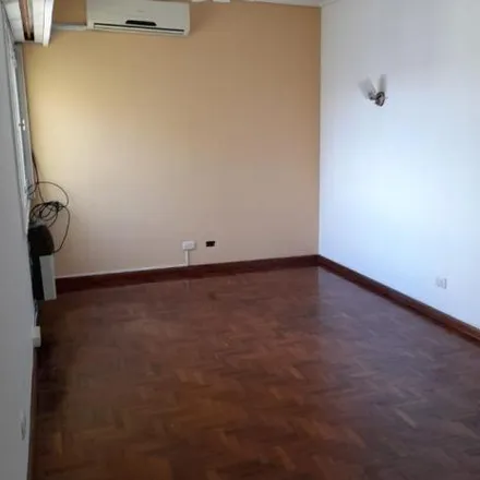 Buy this studio apartment on Maipú 184 in Partido de Lomas de Zamora, 1828 Banfield