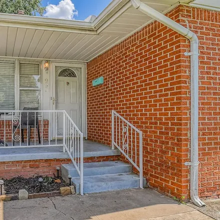Rent this 3 bed house on Norman
