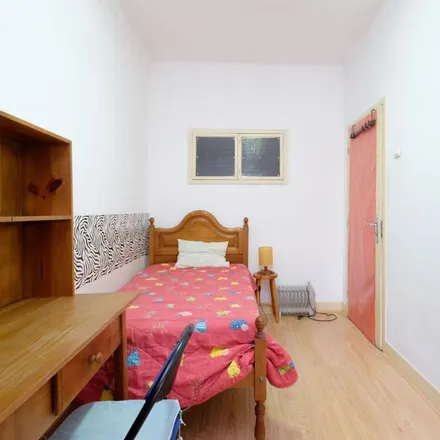 Rent this 1studio apartment on Rua Adelino Veiga 27 in 3000-003 Coimbra, Portugal