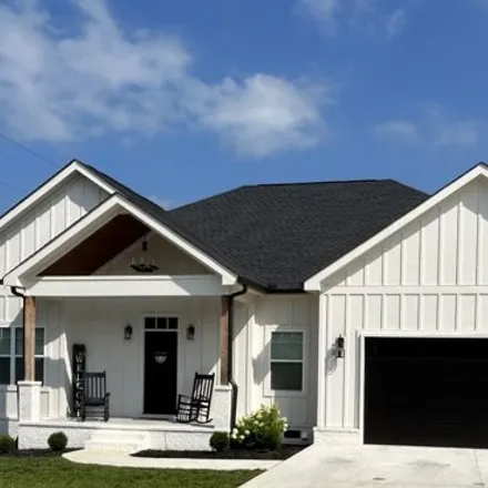 Buy this 3 bed house on Pontoon Place in Winchester, TN 37398