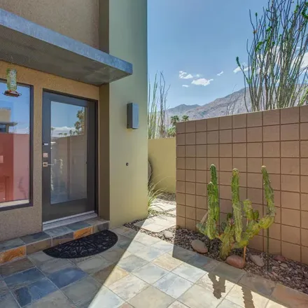 Rent this 2 bed townhouse on Our Lady of Guadalupe in East Arenas Road, Palm Springs