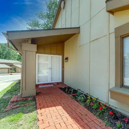 Image 2 - 8345 East Harry Street, Wichita, KS 67207, USA - Condo for sale