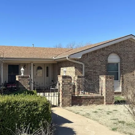 Image 4 - 131 Pen Mar Drive, Woodward, OK 73801, USA - House for sale