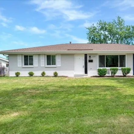 Buy this 3 bed house on 225 Serenade Ct in Schaumburg, Illinois