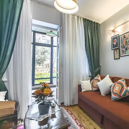 Rent this 5 bed house on 34433 Beyoğlu