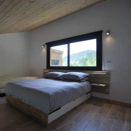 Rent this 1 bed townhouse on 26170 La Roche-sur-le-Buis