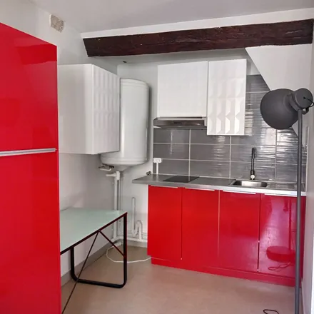 Rent this 1 bed apartment on Cabinet Central 41 in 12 Rue Pardessus, 41000 Blois