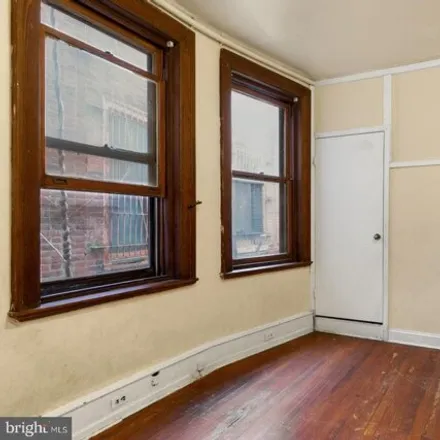 Image 6 - 5147 Hazel Avenue, Philadelphia, PA 19143, USA - House for sale