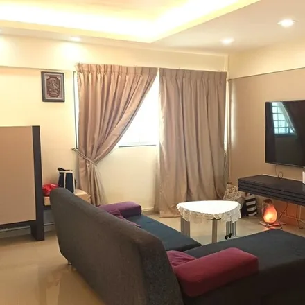 Rent this 3 bed apartment on Kebun Baru in 254 Ang Mo Kio Avenue 4, Singapore 560254