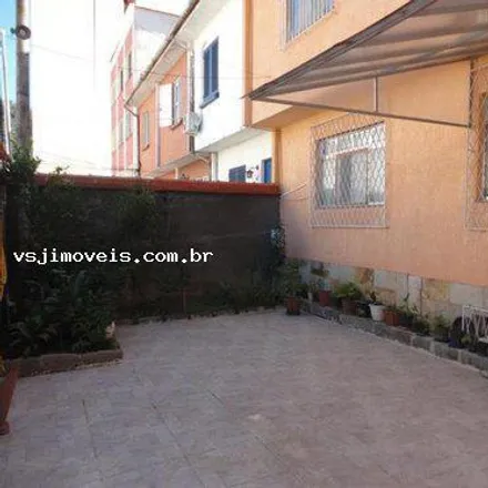 Buy this 3 bed house on Rua Jorge Lossio in Teresópolis - RJ, 25961-110