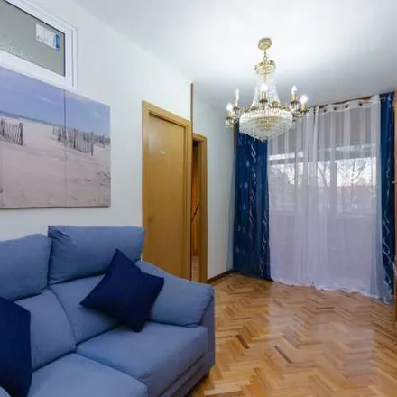 Image 3 - BBVA, Vía Complutense, 28807 Alcalá de Henares, Spain - Apartment for rent