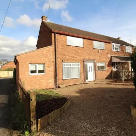Rent this 4 bed duplex on unnamed road in Nuneaton, CV10 9DE