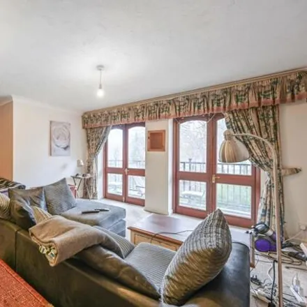 Rent this studio apartment on George Leybourne House in Graces Alley, London