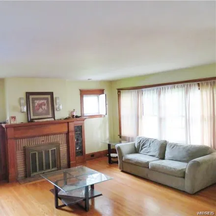 Image 4 - 288 Windermere Boulevard, Buffalo, NY 14226, USA - Apartment for sale