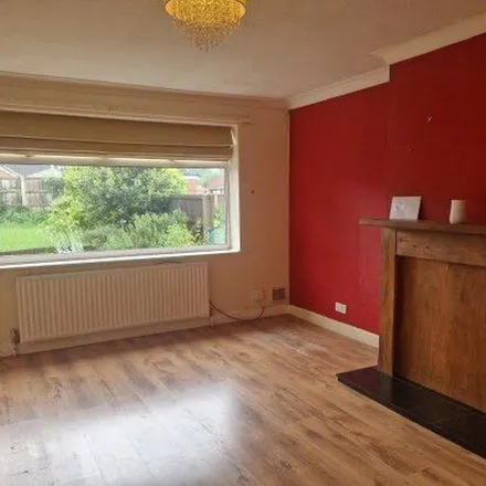 Rent this 3 bed apartment on Wheatfield Crescent in Mansfield Woodhouse, NG19 9HQ