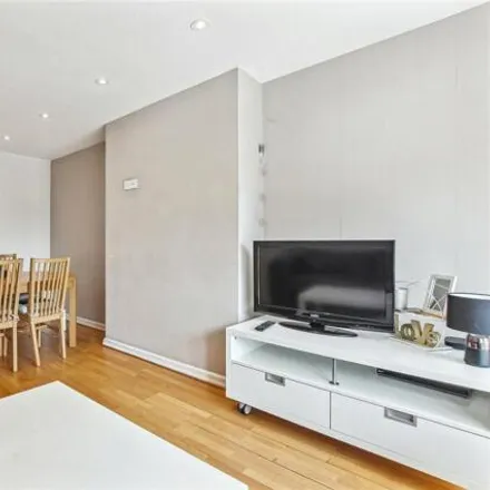 Image 7 - Rossmore Court, Park Road, London, NW1 6XU, United Kingdom - Apartment for sale